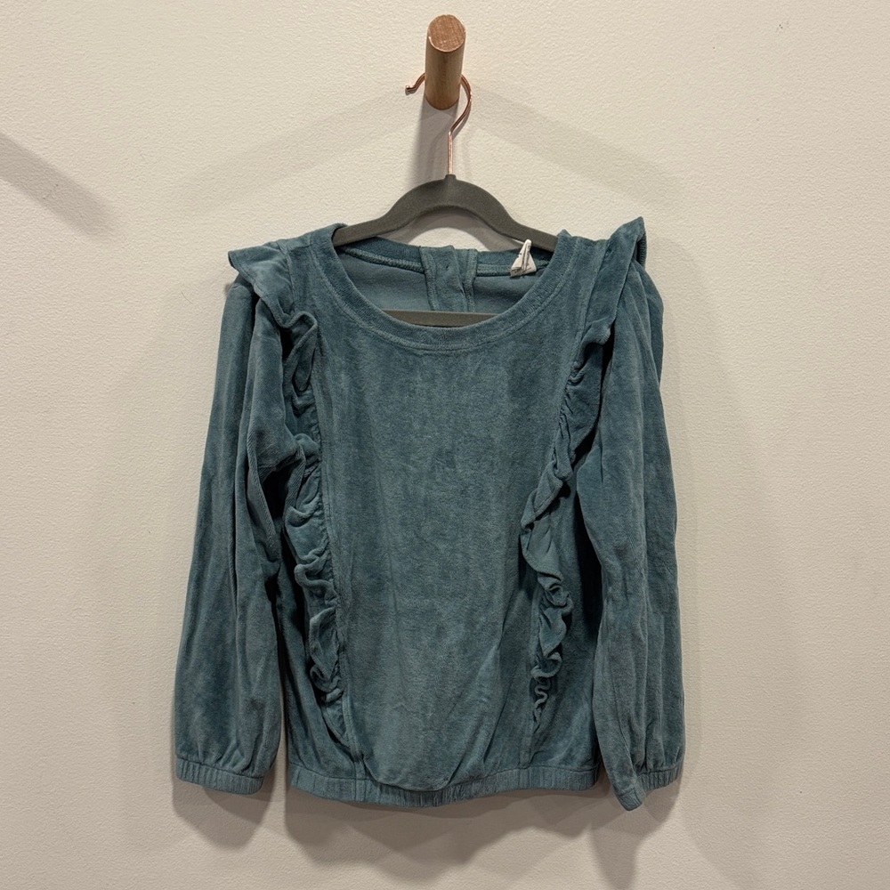 Kate Quinn Ruffled Top